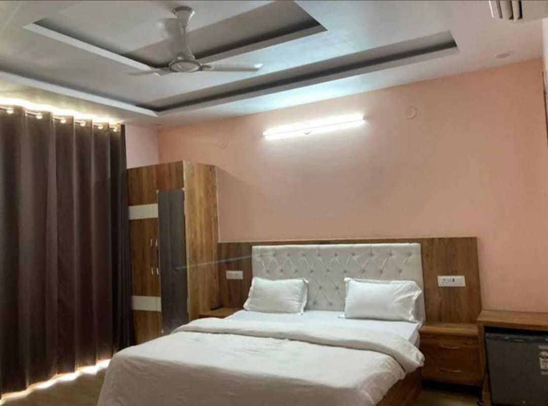 Hotel O Devansh Inn Нью-Дели Экстерьер фото
