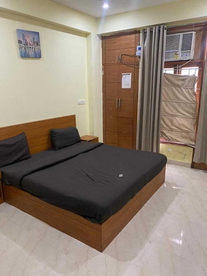 Hotel O Devansh Inn Нью-Дели Экстерьер фото